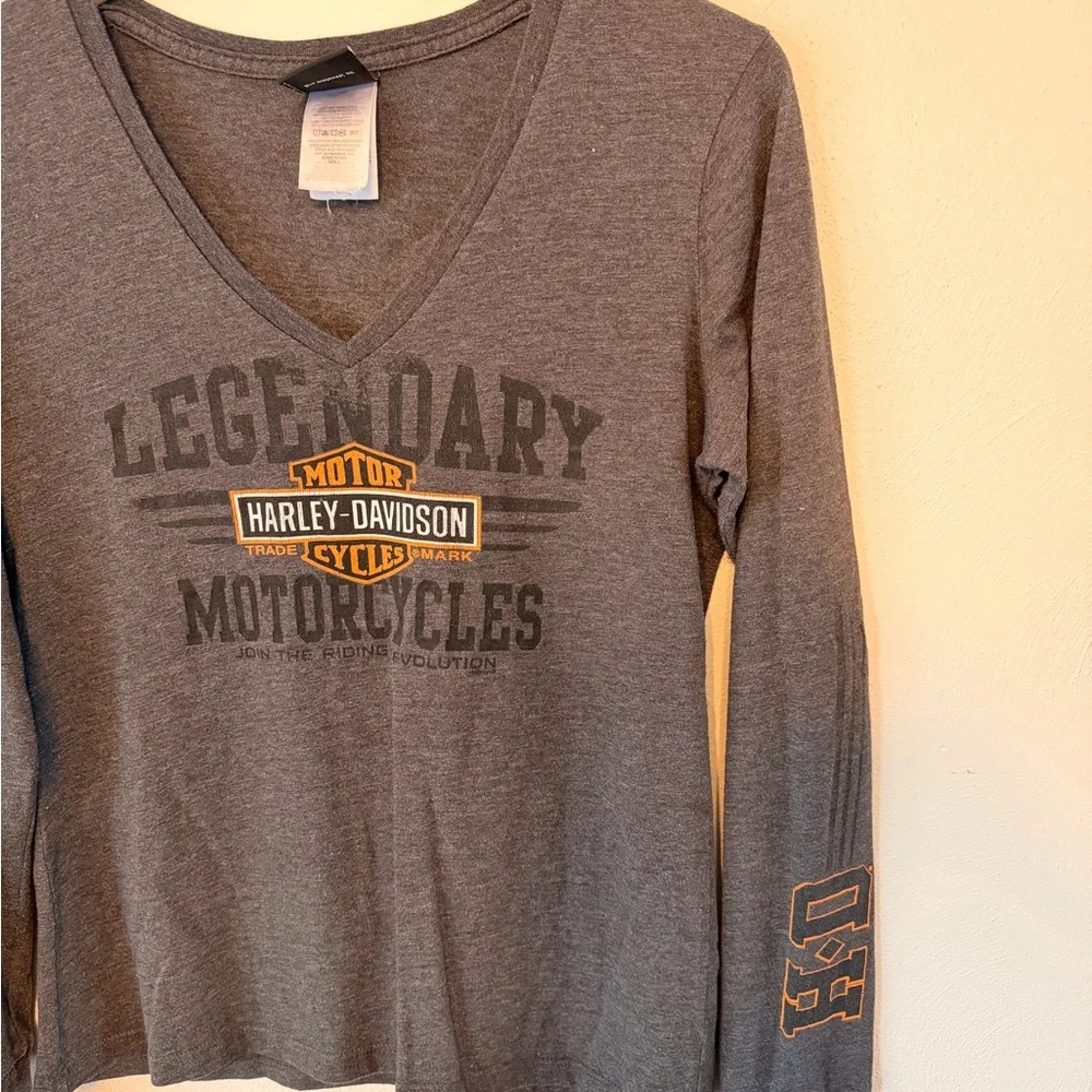 Large - Harley Davidson - Charcoal V-Neck Long Sleeve - Picture 2 of 8